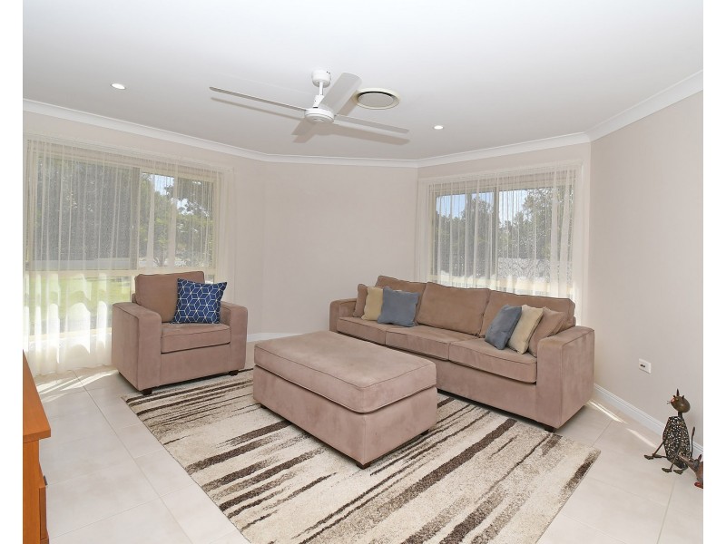 6 Rosewood Avenue, Wondunna QLD 4655