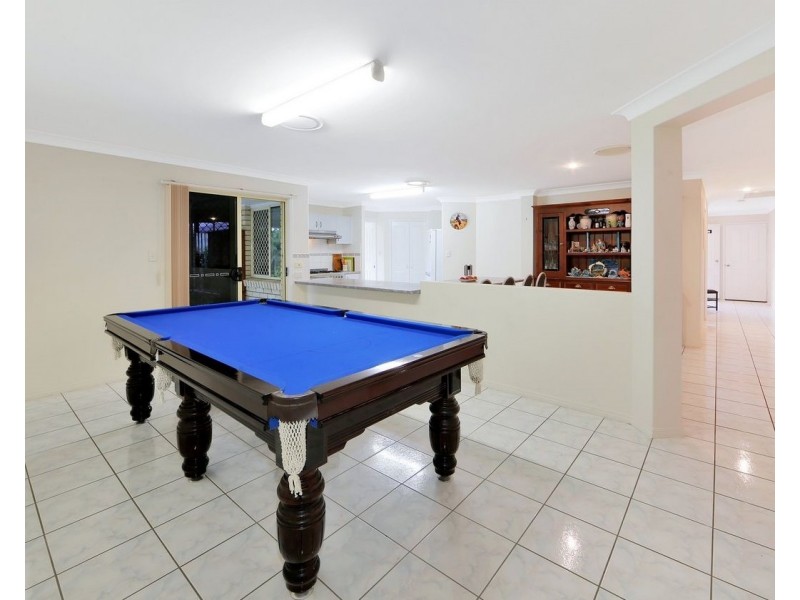 24 Bruce Street, Torquay QLD 4655