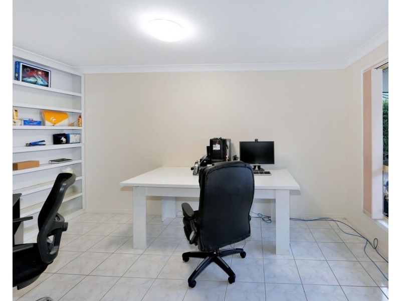 24 Bruce Street, Torquay QLD 4655