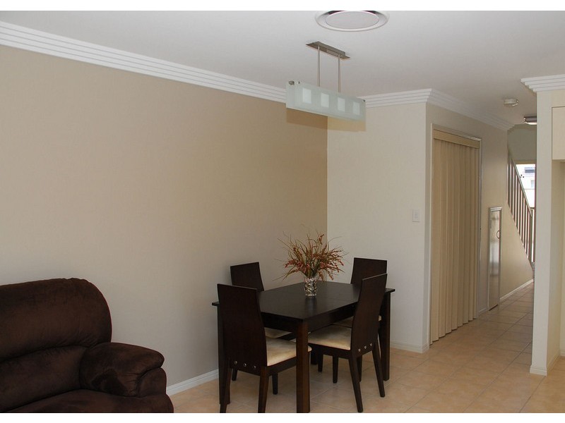 66 Winchelsea St, Pialba QLD 4655