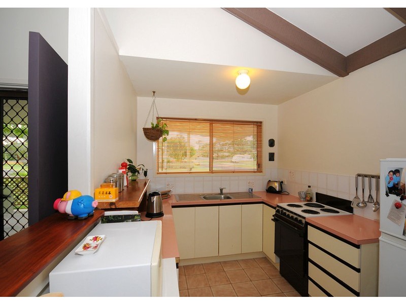 22 Parkway Drive, Scarness QLD 4655