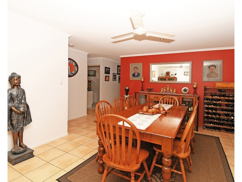 1 Glen Eagles Close, Wondunna QLD 4655