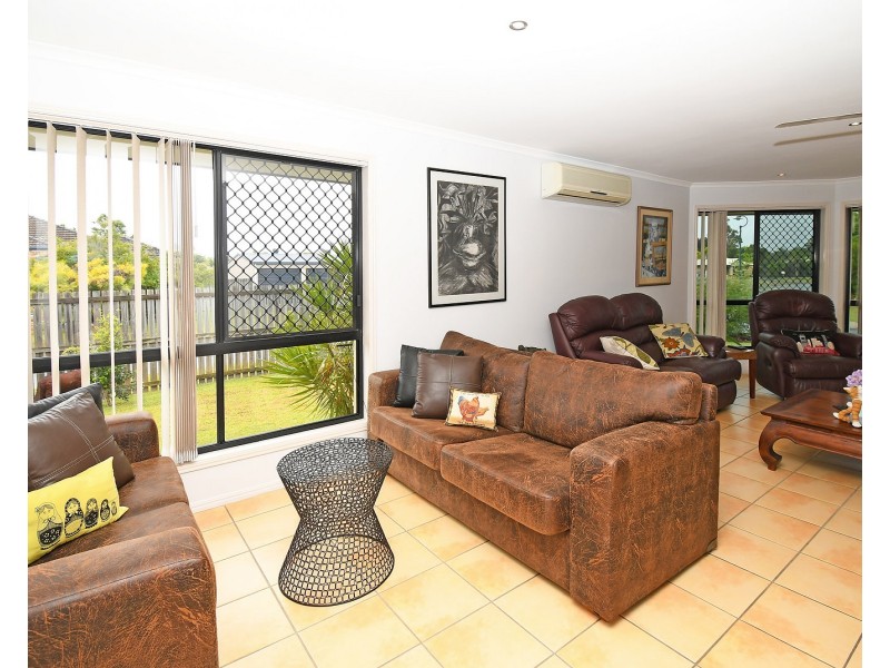 1 Glen Eagles Close, Wondunna QLD 4655