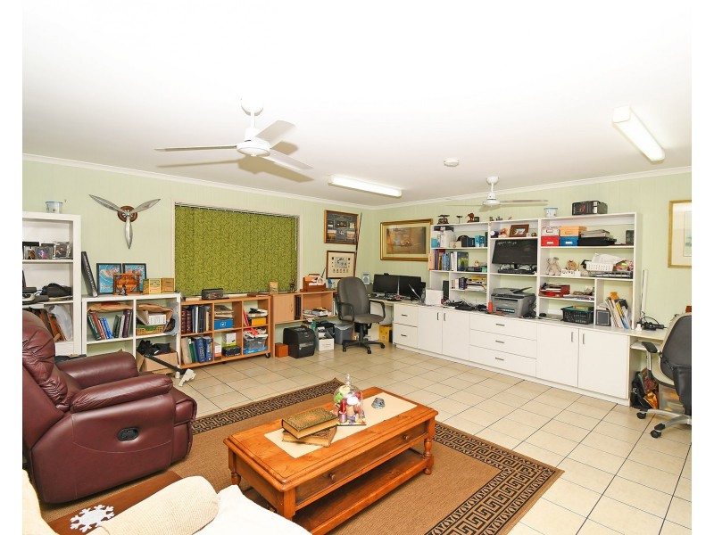 1 Glen Eagles Close, Wondunna QLD 4655