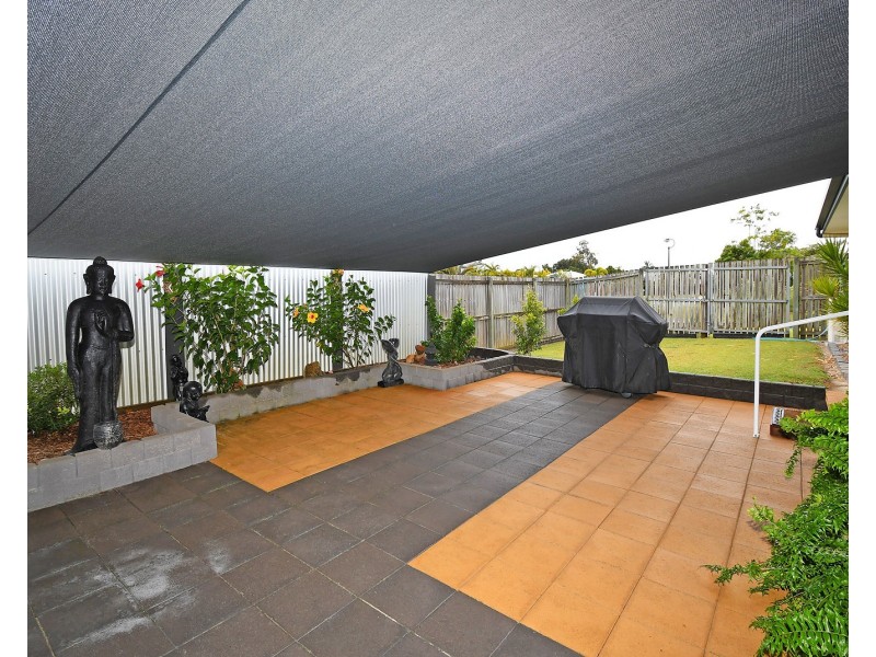 1 Glen Eagles Close, Wondunna QLD 4655