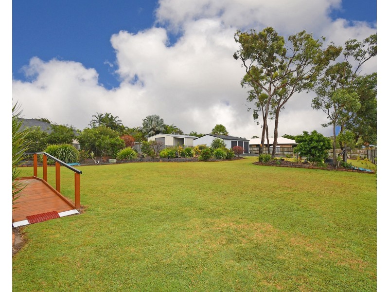 1 Glen Eagles Close, Wondunna QLD 4655