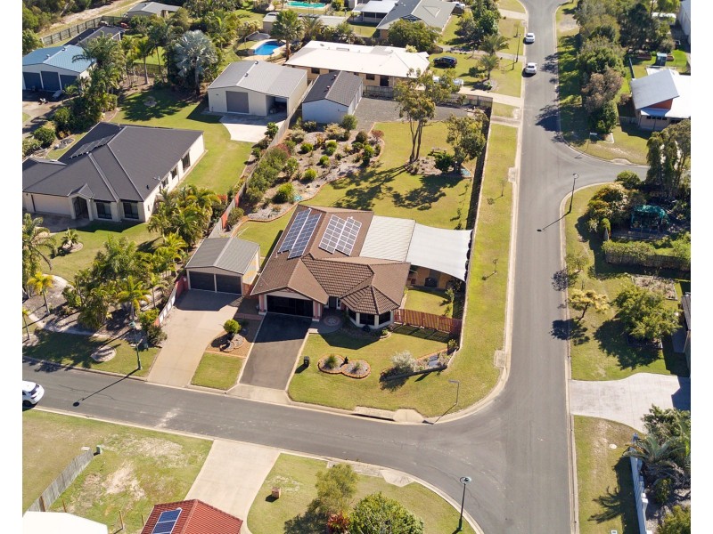 1 Glen Eagles Close, Wondunna QLD 4655