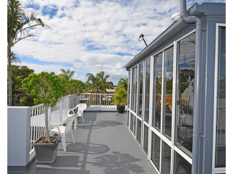 10/407 Esplanade, Torquay QLD 4655