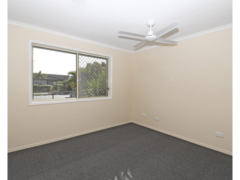 6 Pialba Downs Drive, Eli Waters QLD 4655