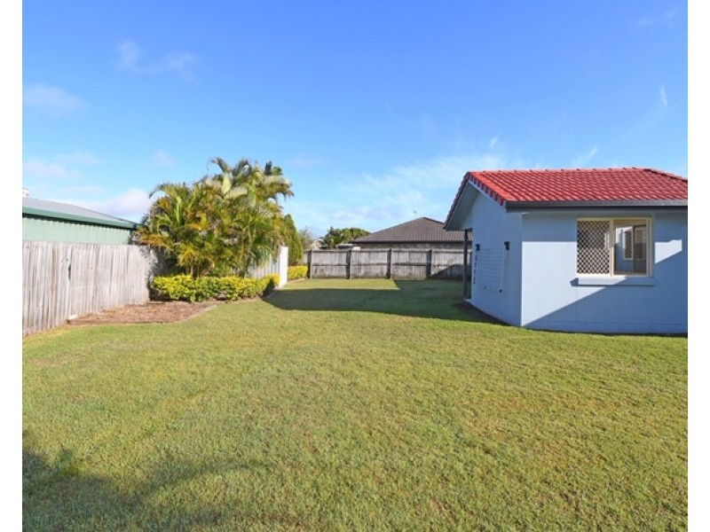 6 Pialba Downs Drive, Eli Waters QLD 4655