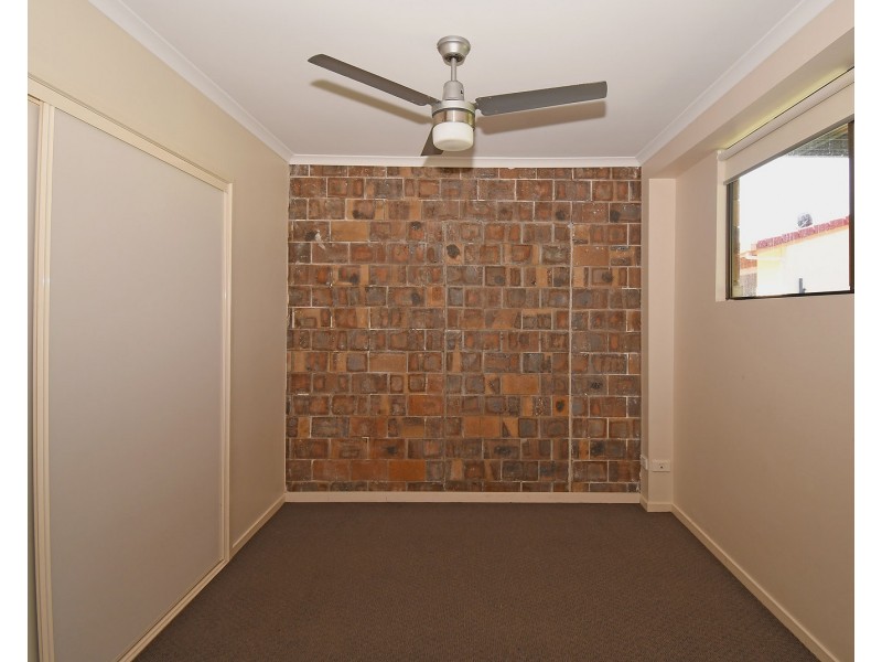 15 Flinders Street, Point Vernon QLD 4655