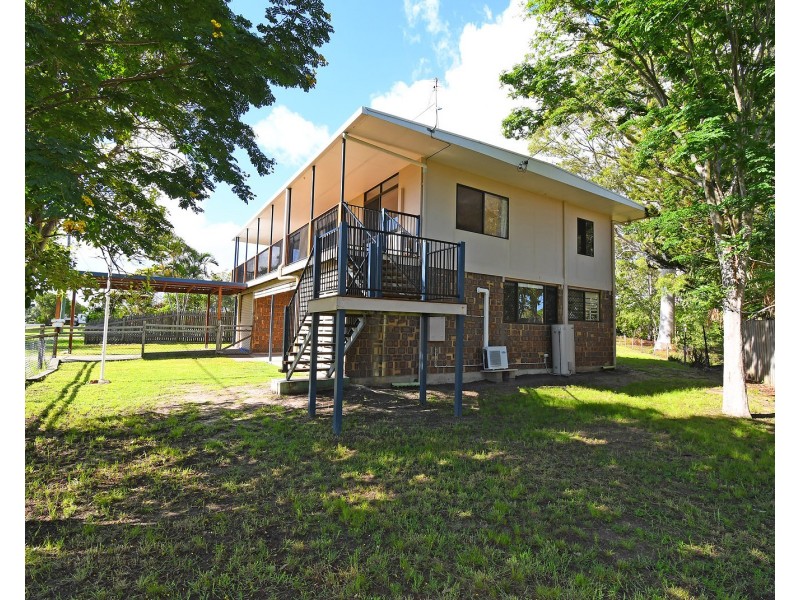 15 Flinders Street, Point Vernon QLD 4655