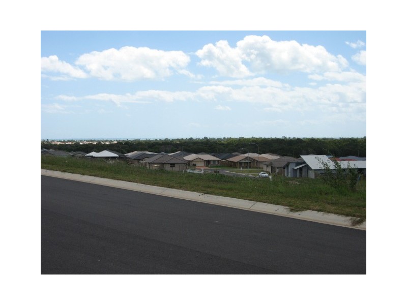 30 Sandy View Drive, Nikenbah QLD 4655