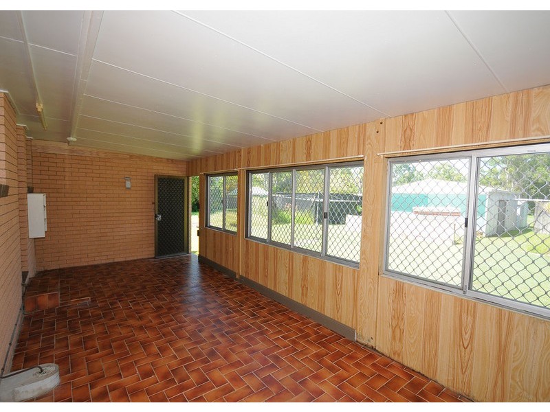 11 Southerden Street, Torquay QLD 4655