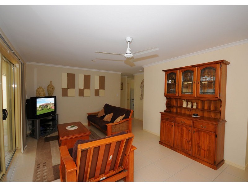 26 Endeavour Way, Eli Waters QLD 4655