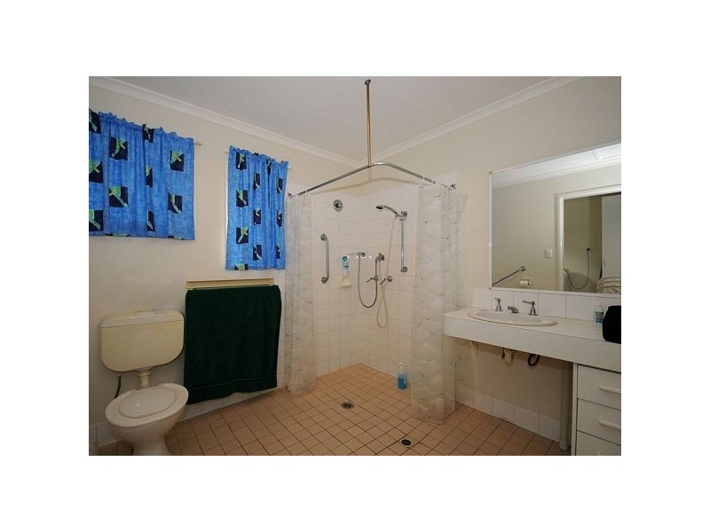 248 Boat Harbour Dr, Pialba QLD 4655