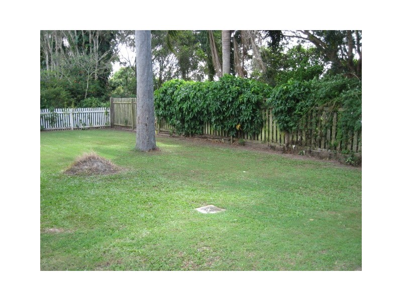 42 Frangipanni, Kawungan QLD 4655