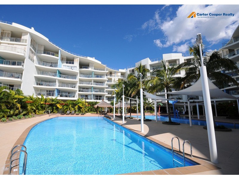 Unit 106/569 Esplanade, Urangan QLD 4655