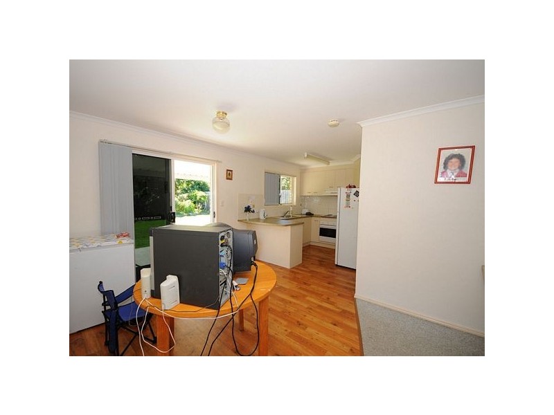 302 Boat Harbour Dr, Scarness QLD 4655