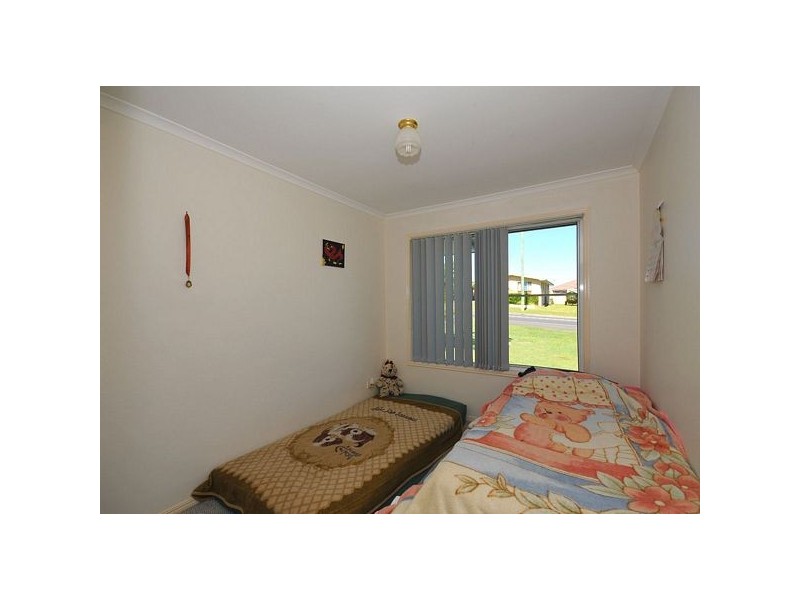 302 Boat Harbour Dr, Scarness QLD 4655