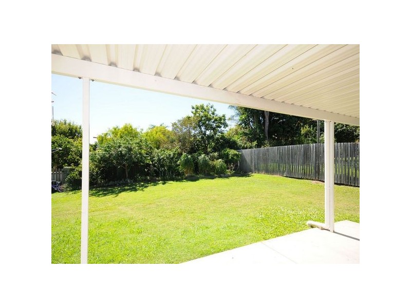 302 Boat Harbour Dr, Scarness QLD 4655