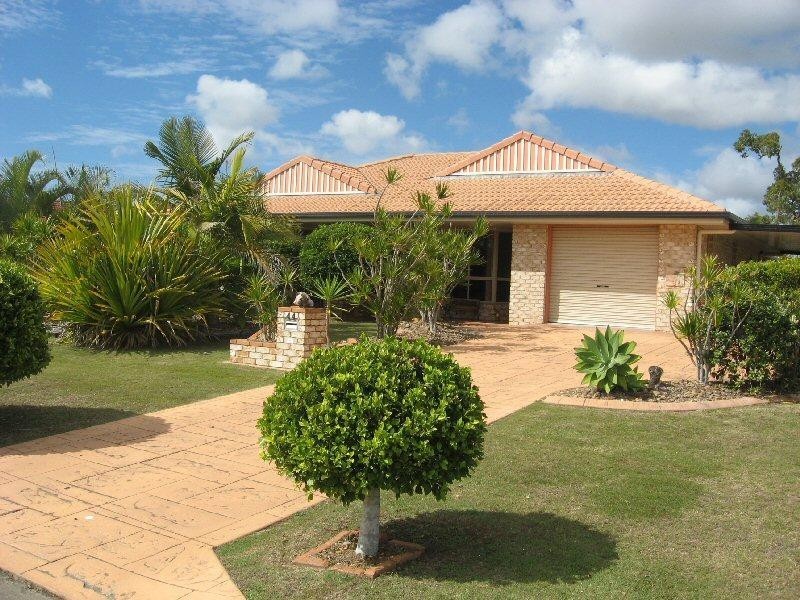 44 Kookaburra Dr, Eli Waters QLD 4655