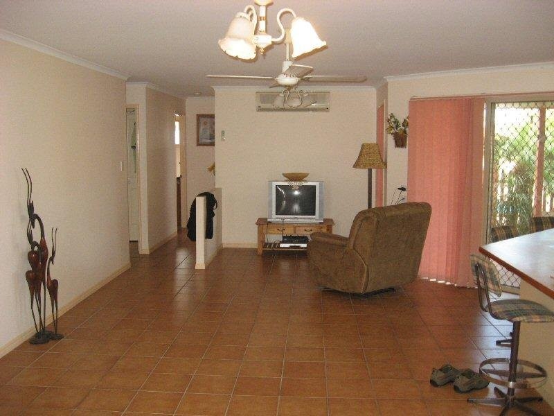 44 Kookaburra Dr, Eli Waters QLD 4655