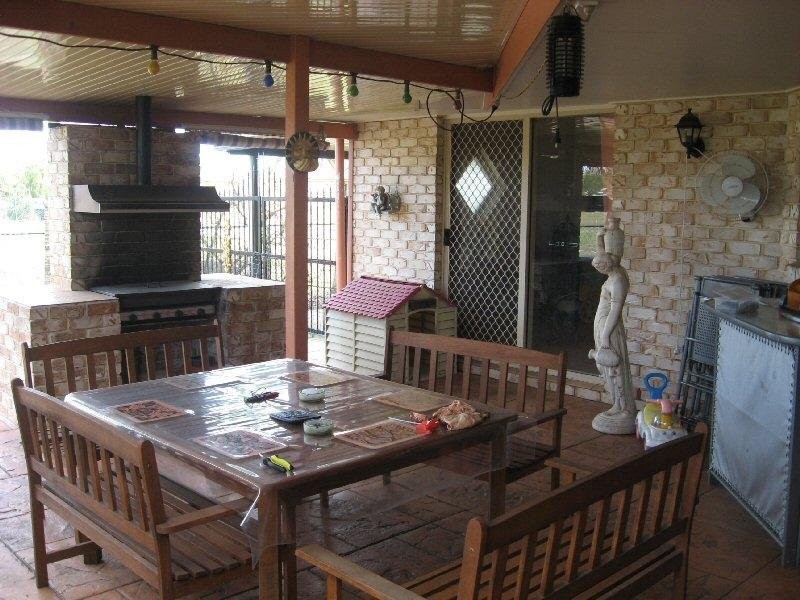 44 Kookaburra Dr, Eli Waters QLD 4655