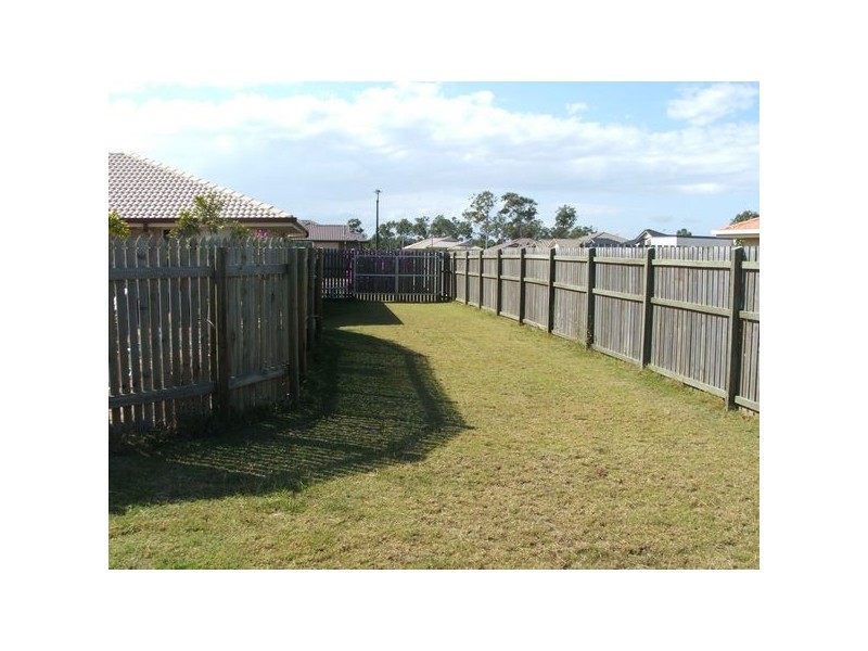 $355,000 Or near offer, Eli Waters QLD 4655