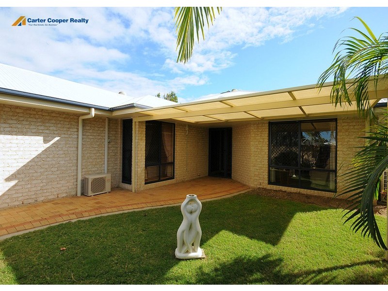 11 Montrose Cl, Point Vernon QLD 4655