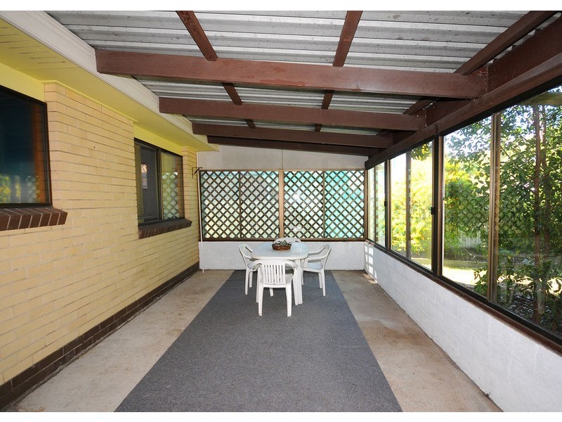9 Southerden Street, Torquay QLD 4655