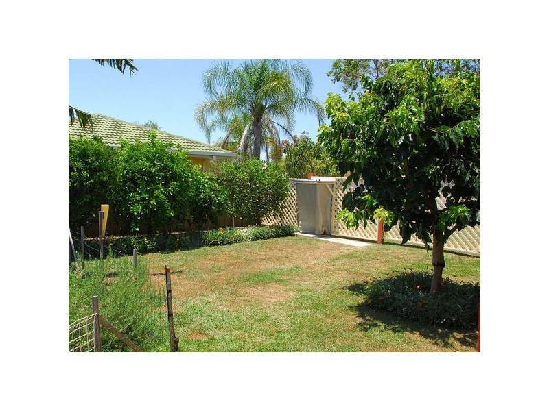 7 Aimee Dr, Urangan QLD 4655