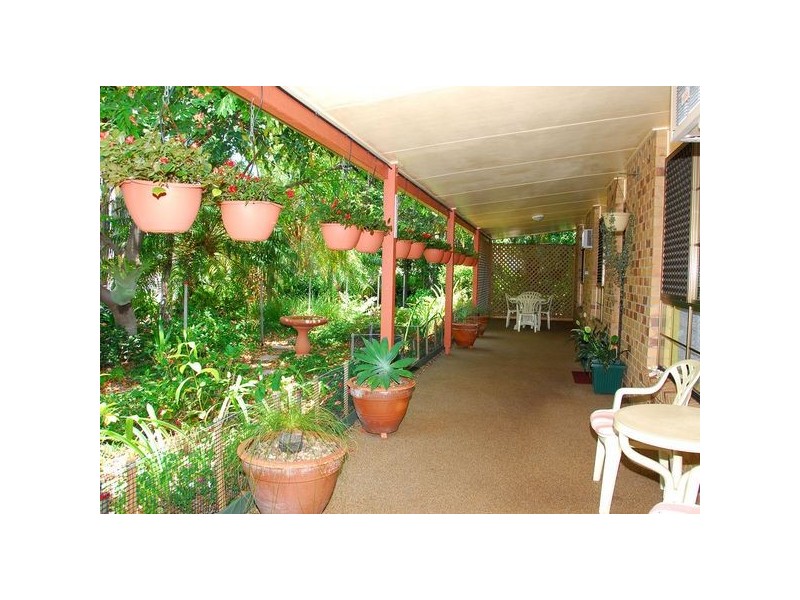 7 Aimee Dr, Urangan QLD 4655