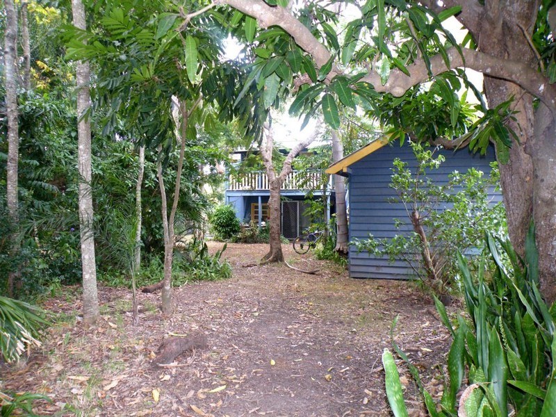 2 Martha Street, Howard QLD 4659