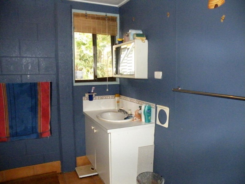 2 Martha Street, Howard QLD 4659