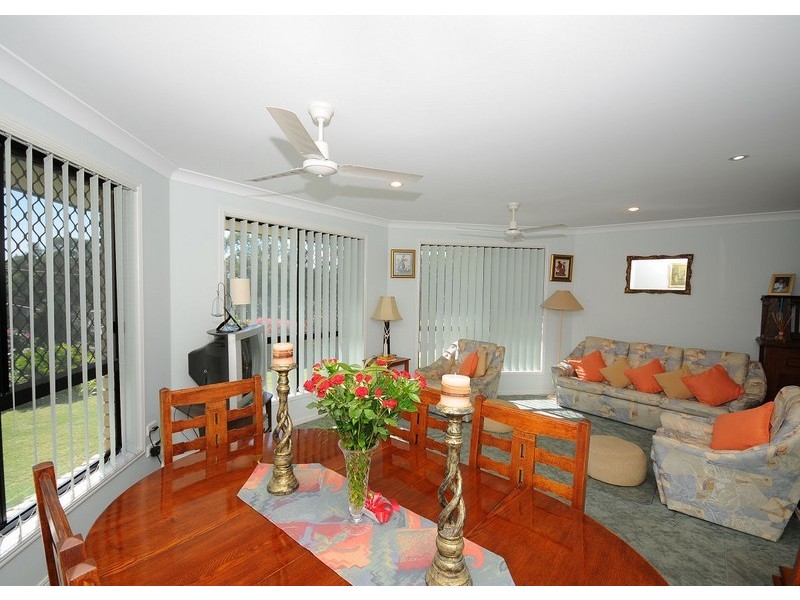 11 Exeter Street, Torquay QLD 4655