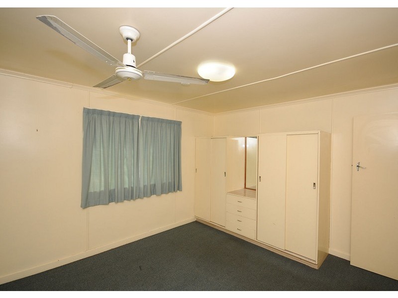 339 Esplanade, Scarness QLD 4655
