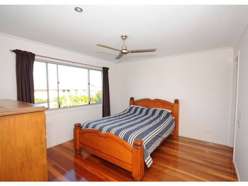 37 Miller Street, Urangan QLD 4655