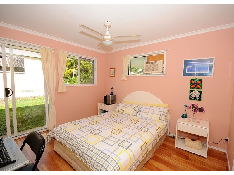 659  Boat Harbour Drive, Urangan QLD 4655