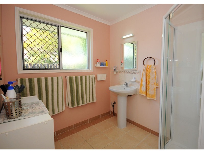 659  Boat Harbour Drive, Urangan QLD 4655