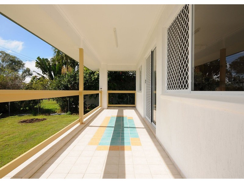 659  Boat Harbour Drive, Urangan QLD 4655