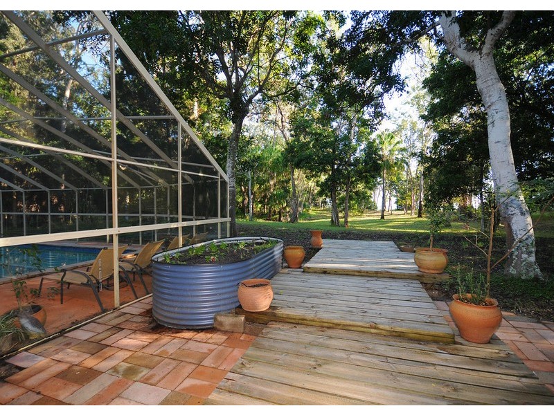 20 Palmwood Drive, Dundowran Beach QLD 4655