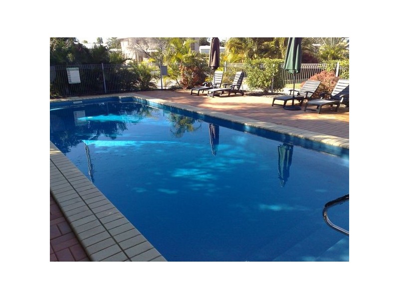 Unit 16-13 Ann St, Torquay QLD 4655