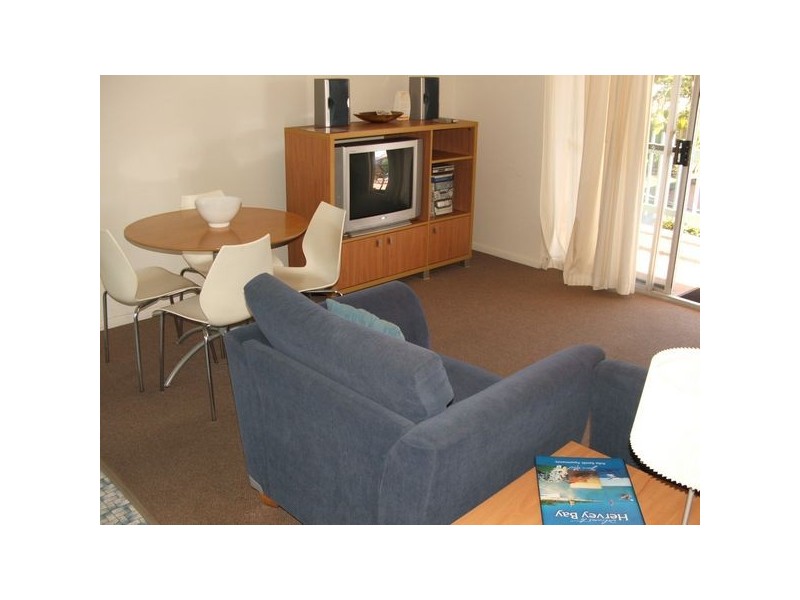 Unit 16-13 Ann St, Torquay QLD 4655