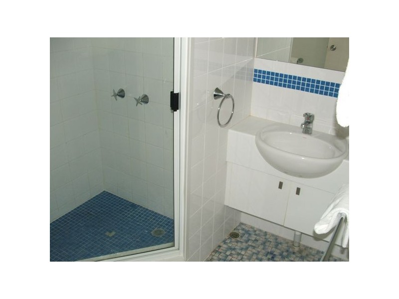 Unit 16-13 Ann St, Torquay QLD 4655