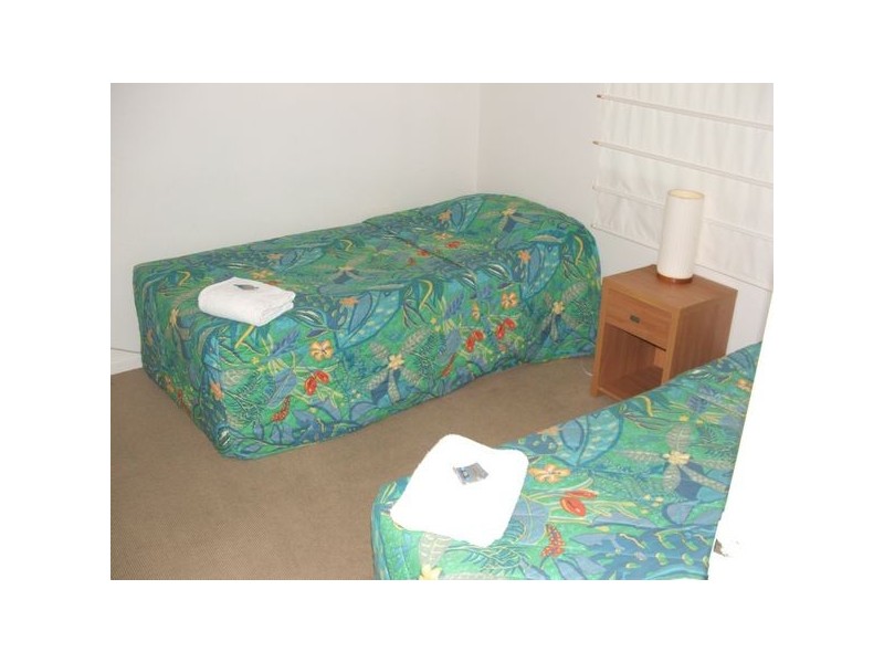 Unit 16-13 Ann St, Torquay QLD 4655