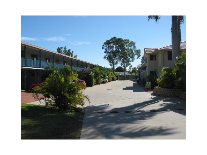 Unit 16-13 Ann St, Torquay QLD 4655