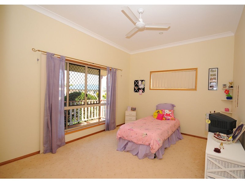 27 Sandalwood Drive, Wondunna QLD 4655