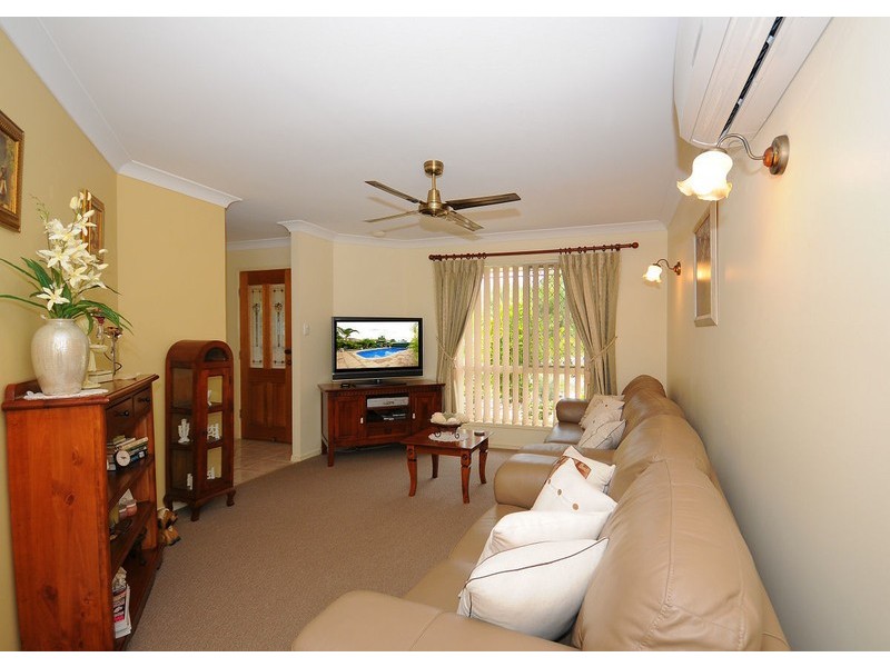 4 Haupt Ave, Pialba QLD 4655