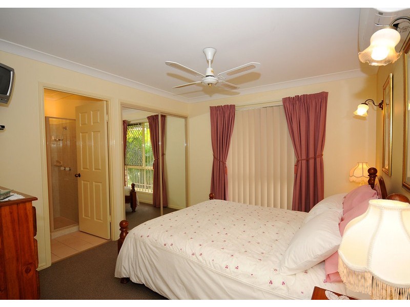 4 Haupt Ave, Pialba QLD 4655